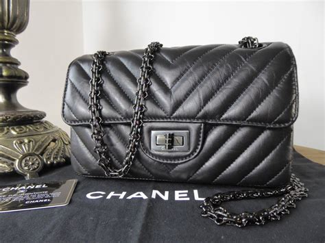 chanel reissue mini so black|chanel mini 2.55.